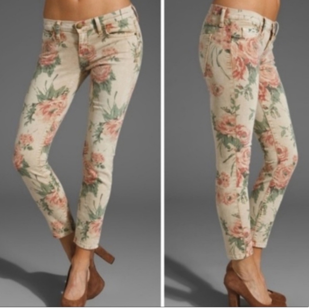 5/25$ - Current/Elliott Cream and Pink Skinny Jeans Floral Print